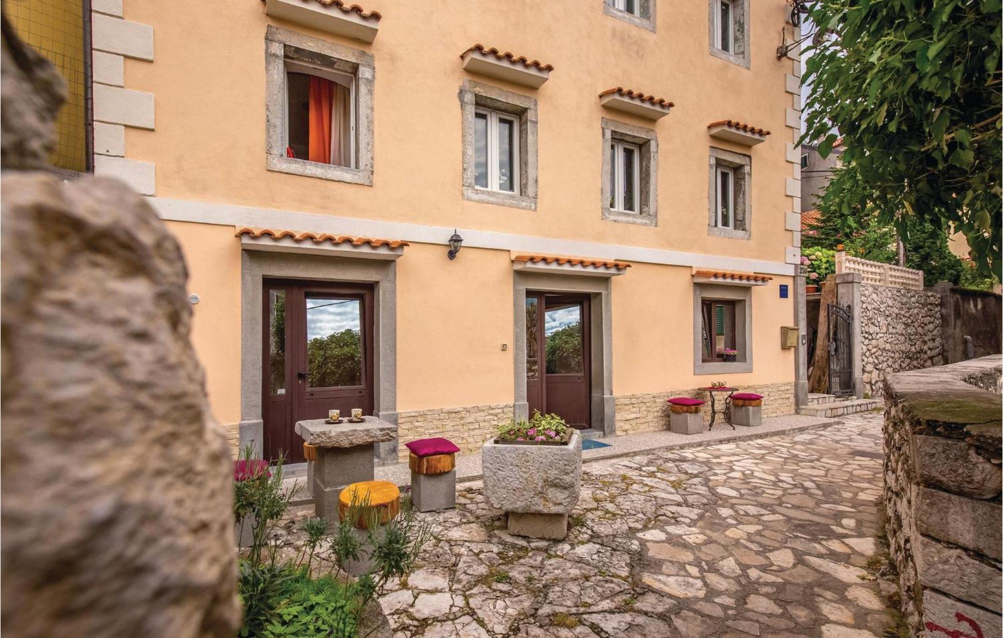 Stunning Apartment In Bakar With Kitchen Eksteriør bilde